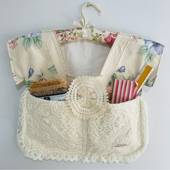 Handmade Lace T-Shirt Closet Cubby Storage Hanger Pouch - Picture 9 of 10